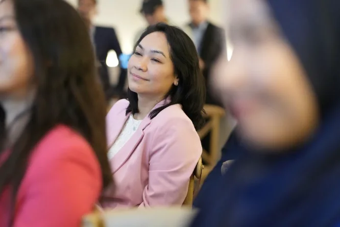 Guest listening during a session